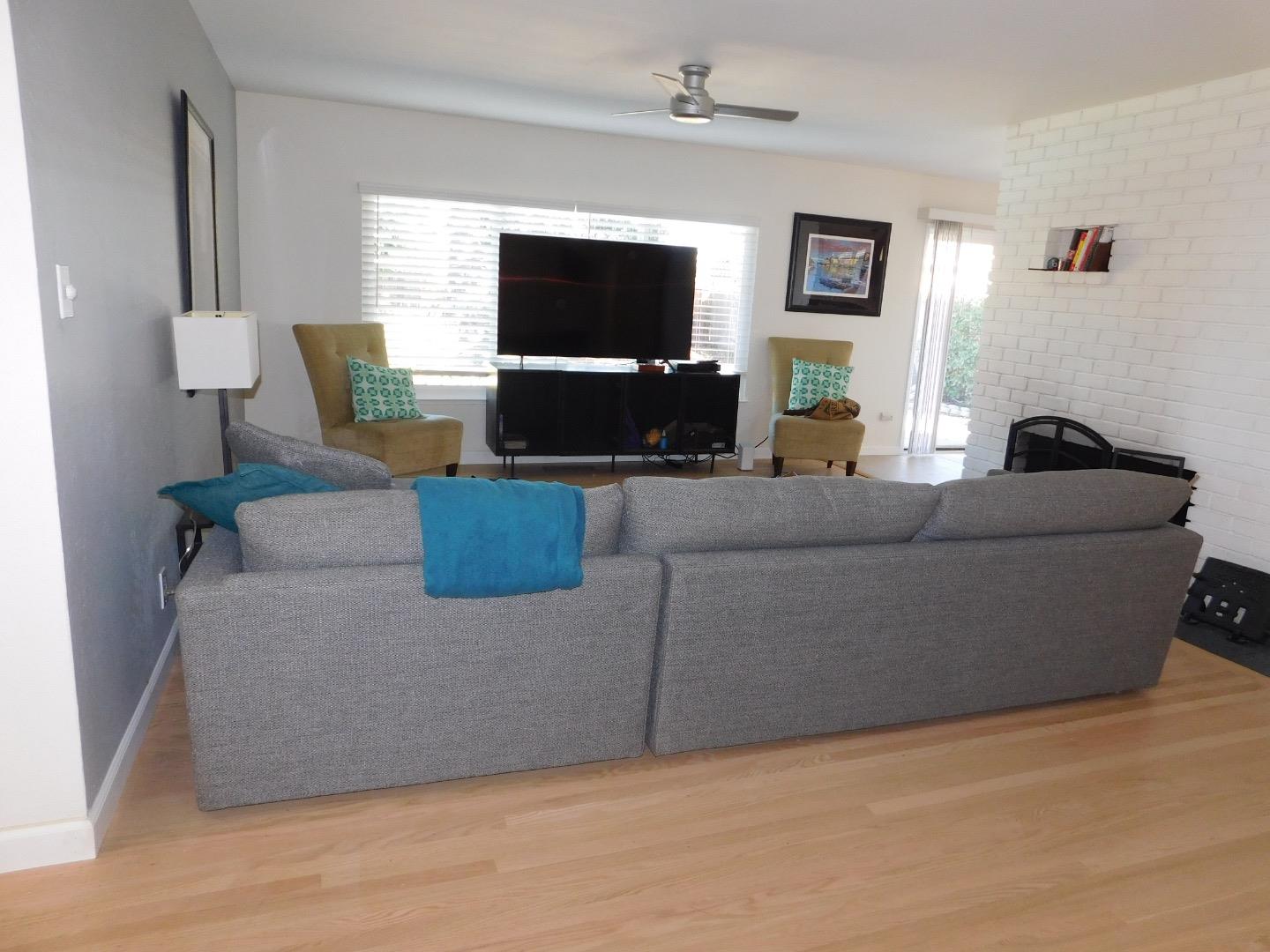 Detail Gallery Image 4 of 21 For 1520 Arkell Rd, Walnut Creek,  CA 94598 - 4 Beds | 2 Baths