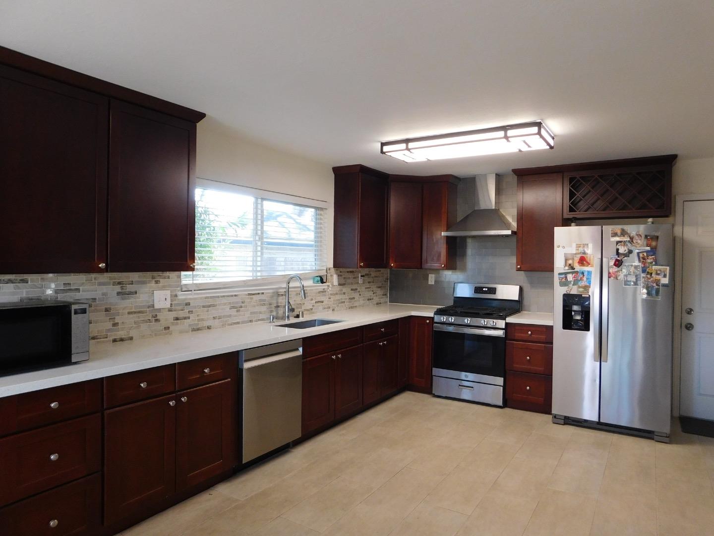 Detail Gallery Image 5 of 21 For 1520 Arkell Rd, Walnut Creek,  CA 94598 - 4 Beds | 2 Baths