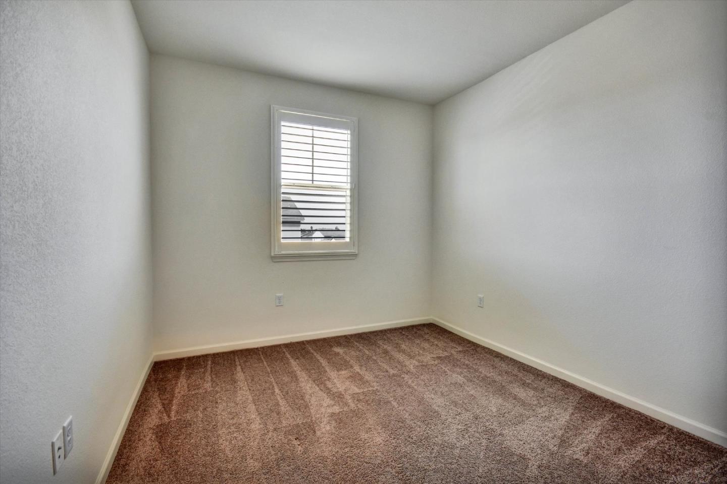 Detail Gallery Image 27 of 34 For 2160 Fuchsia Dr, Hollister,  CA 95023 - 4 Beds | 3 Baths