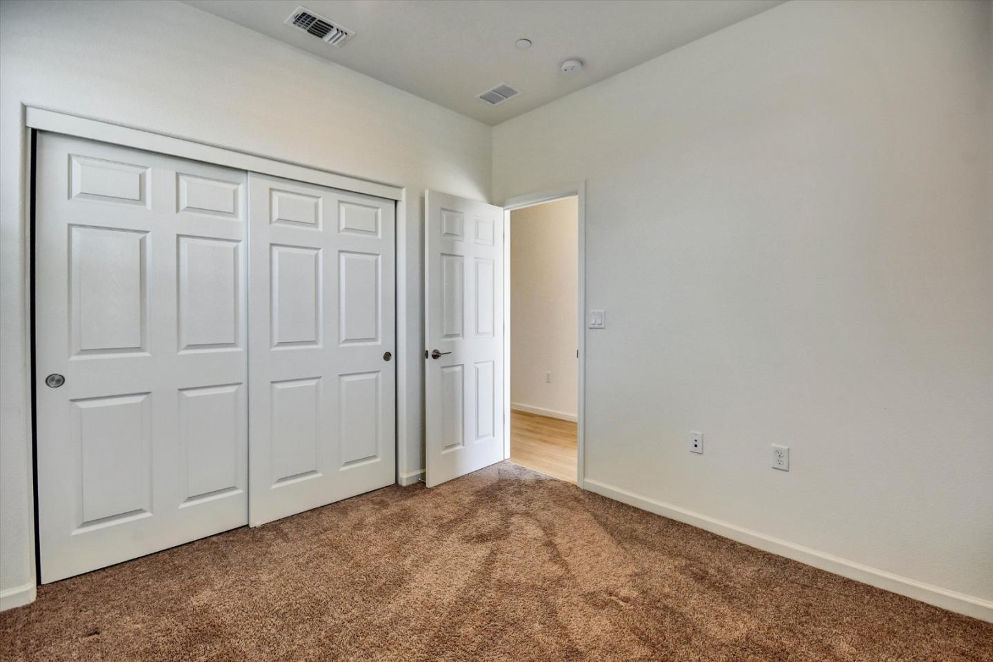 Detail Gallery Image 31 of 34 For 2160 Fuchsia Dr, Hollister,  CA 95023 - 4 Beds | 3 Baths