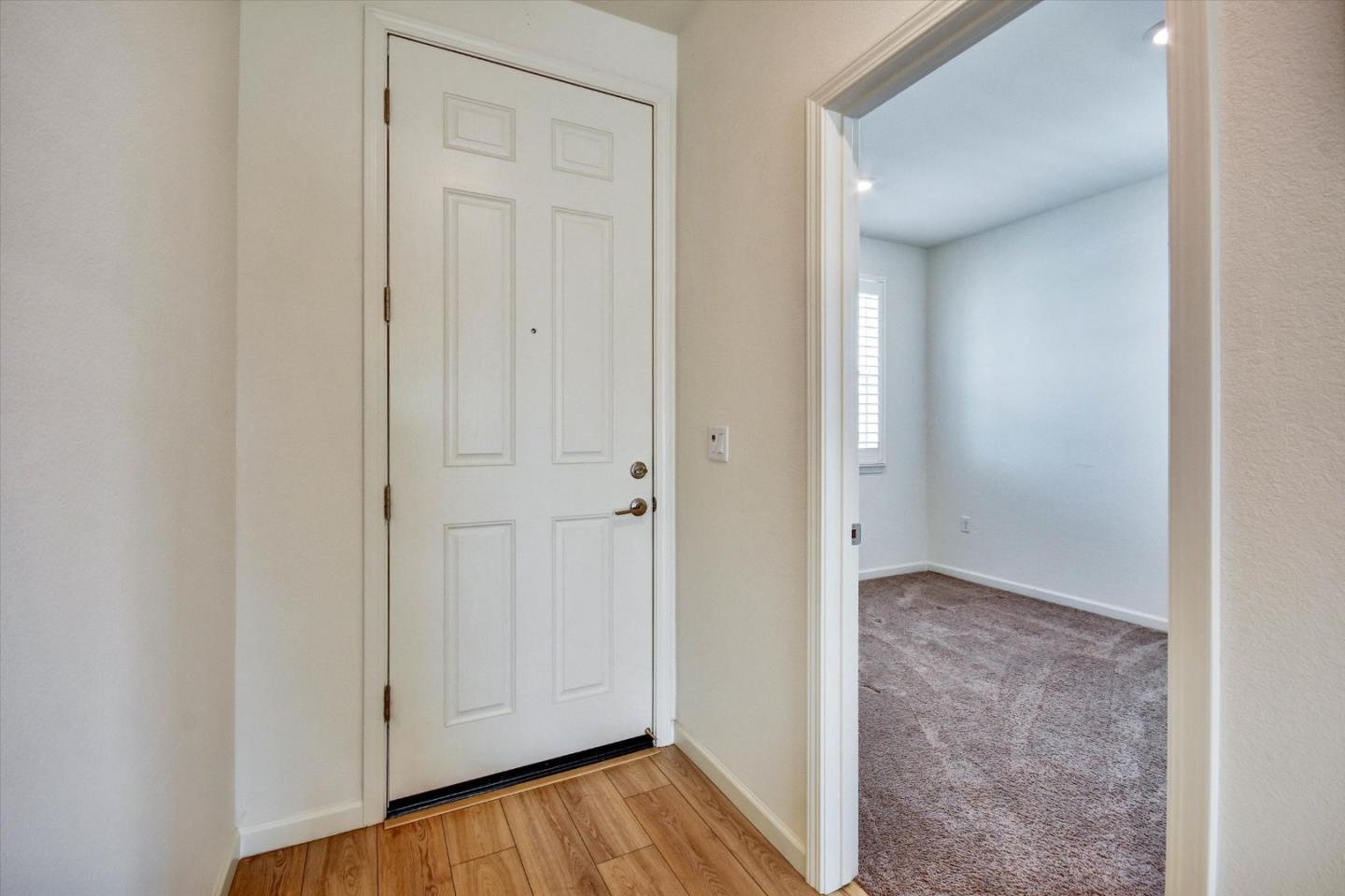 Detail Gallery Image 32 of 34 For 2160 Fuchsia Dr, Hollister,  CA 95023 - 4 Beds | 3 Baths