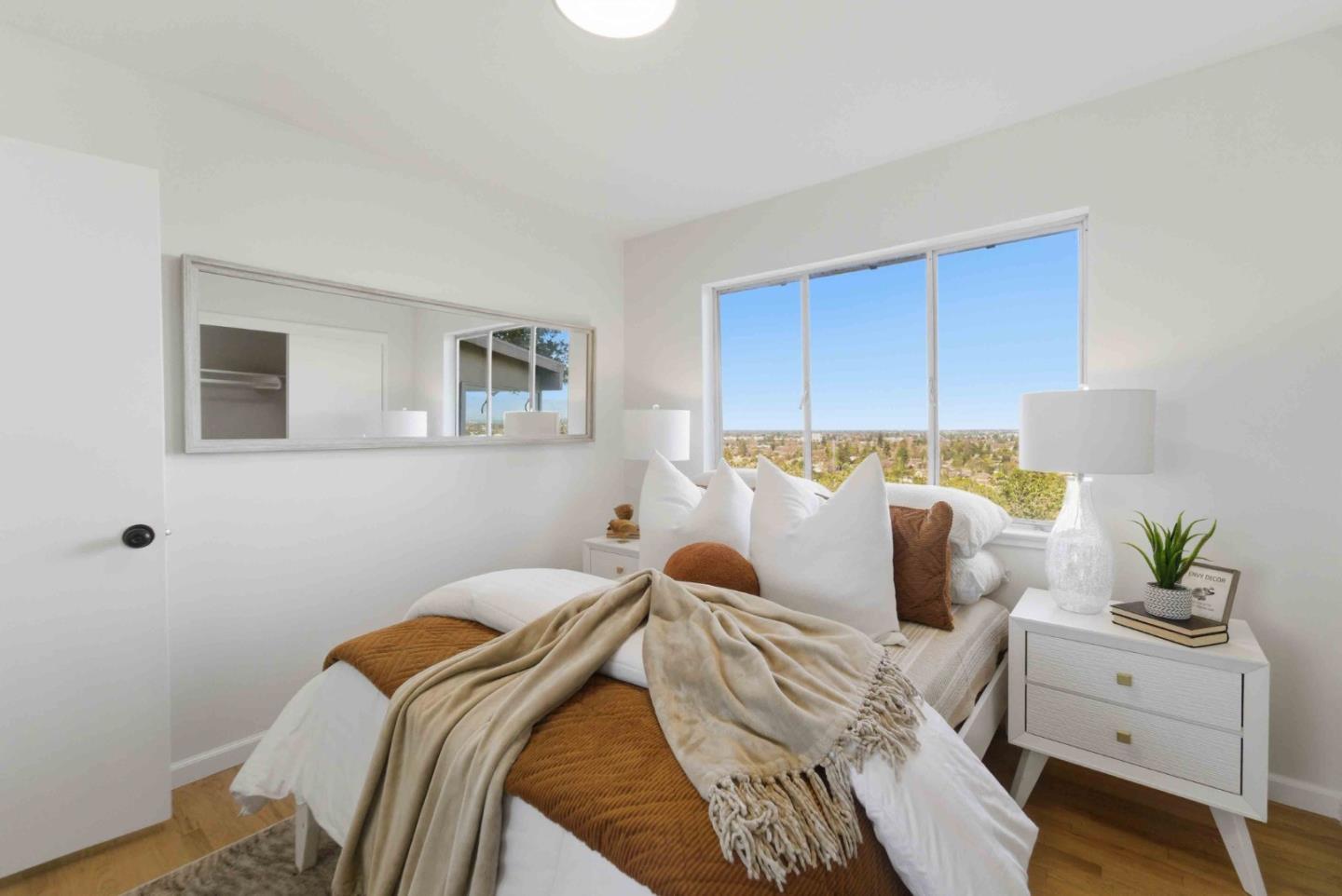 Detail Gallery Image 18 of 30 For 15245 Francis Oaks Way, Los Gatos,  CA 95032 - 2 Beds | 1/1 Baths