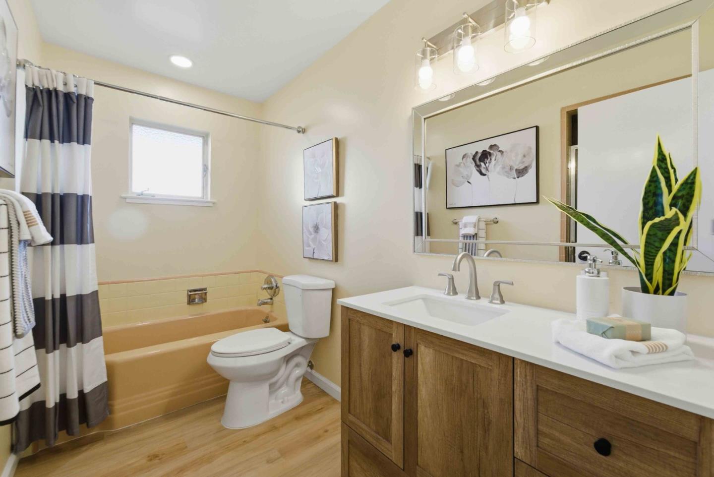 Detail Gallery Image 19 of 30 For 15245 Francis Oaks Way, Los Gatos,  CA 95032 - 2 Beds | 1/1 Baths