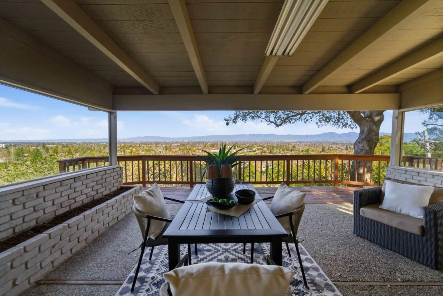 Detail Gallery Image 2 of 30 For 15245 Francis Oaks Way, Los Gatos,  CA 95032 - 2 Beds | 1/1 Baths