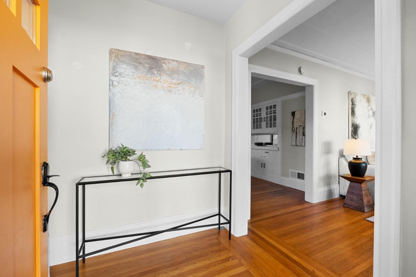 Detail Gallery Image 6 of 35 For 807 Brooklyn Ave, Oakland,  CA 94606 - 3 Beds | 1 Baths