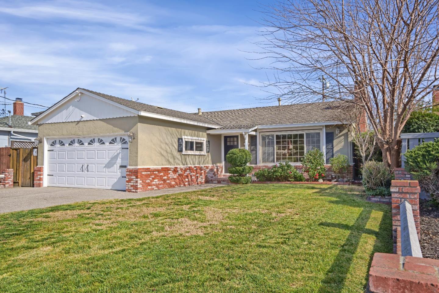 Detail Gallery Image 2 of 38 For 848 Corlista Dr, San Jose,  CA 95128 - 3 Beds | 2/1 Baths