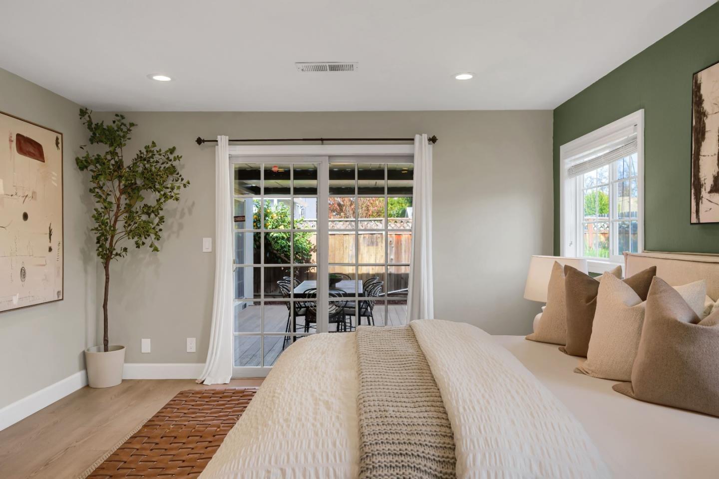 Detail Gallery Image 22 of 38 For 848 Corlista Dr, San Jose,  CA 95128 - 3 Beds | 2/1 Baths