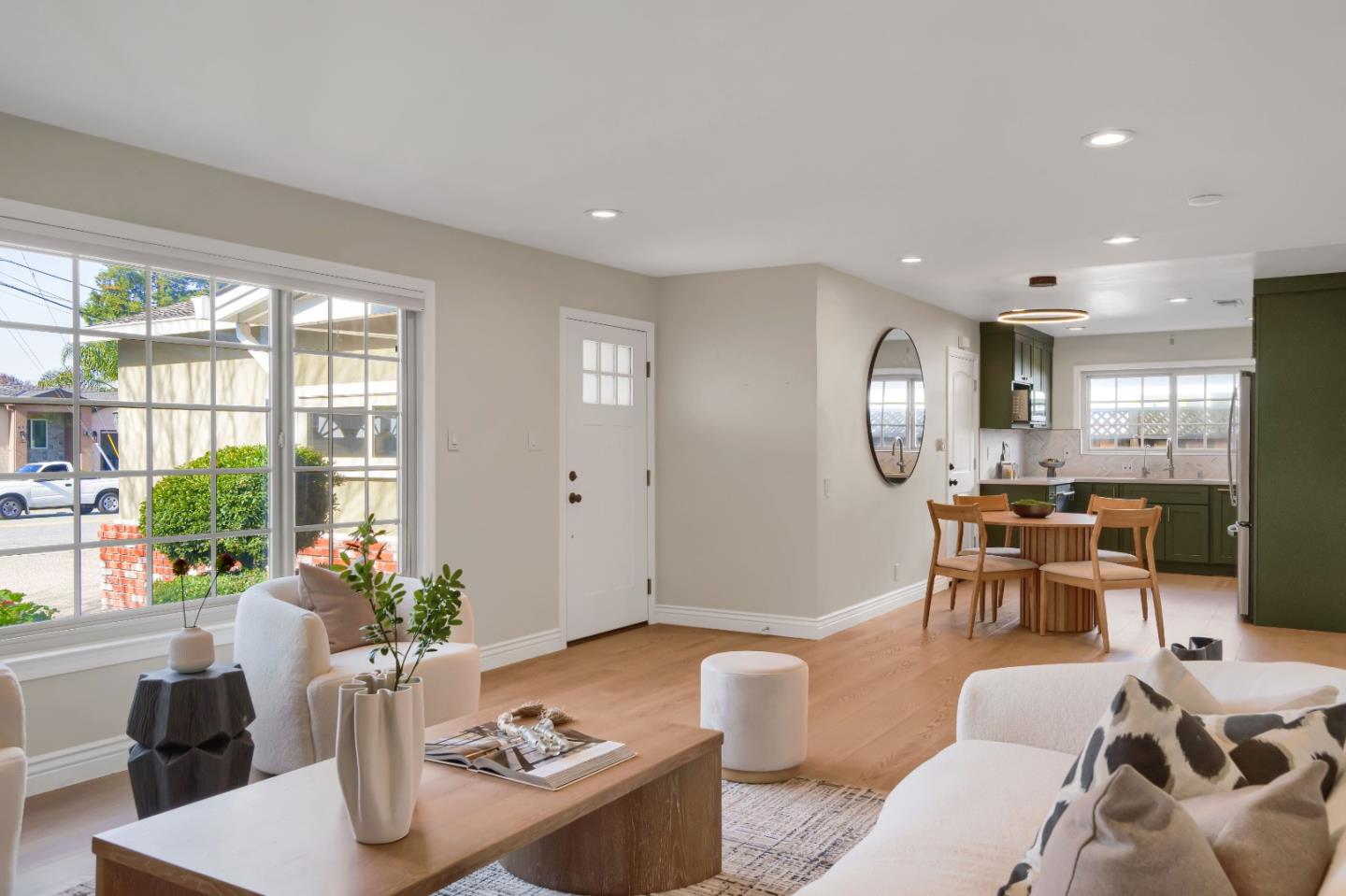 Detail Gallery Image 8 of 38 For 848 Corlista Dr, San Jose,  CA 95128 - 3 Beds | 2/1 Baths