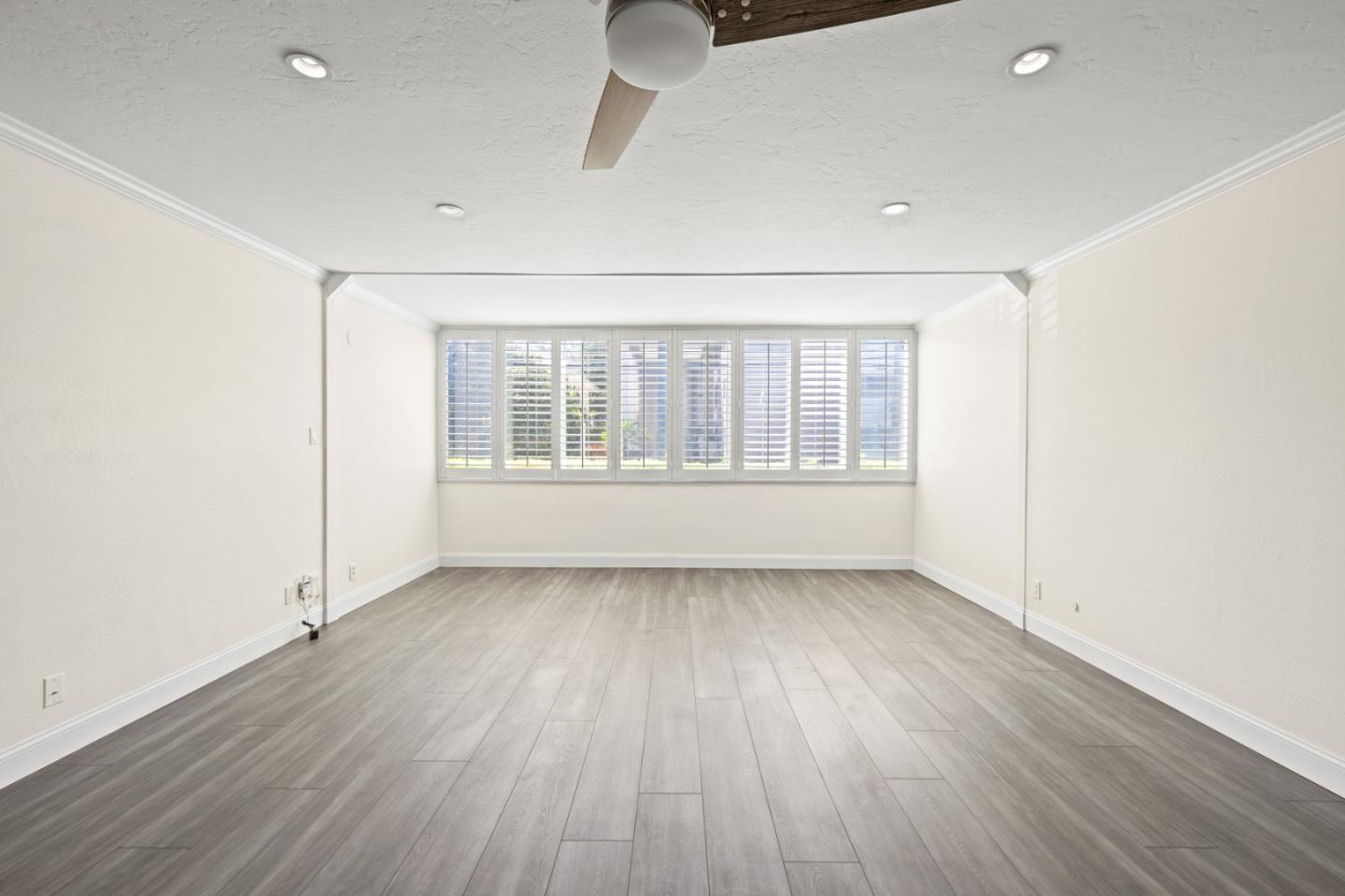 Detail Gallery Image 10 of 37 For 200 Elm St #107,  San Mateo,  CA 94401 - 1 Beds | 1 Baths