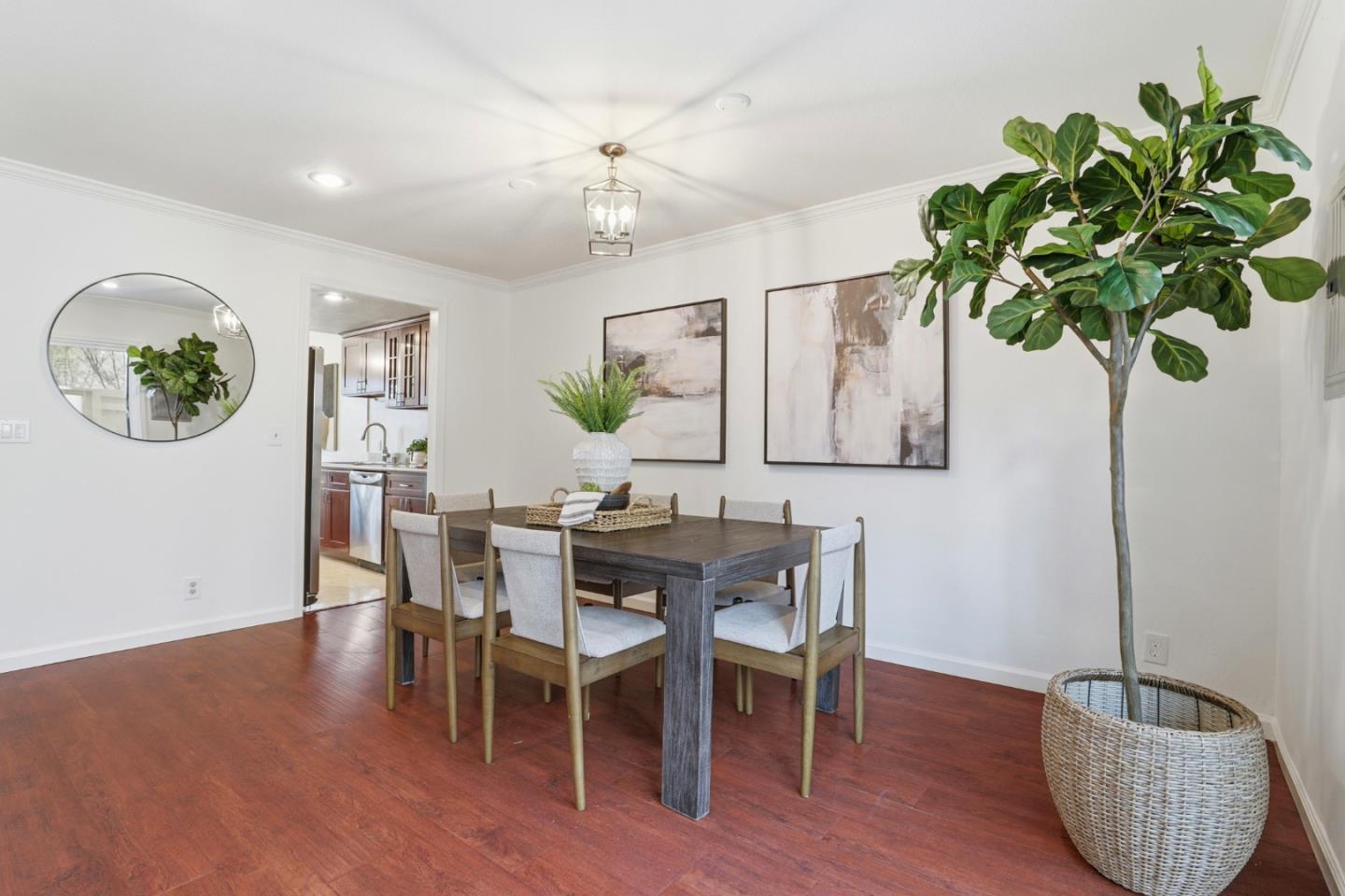 Detail Gallery Image 13 of 67 For 3027 Kaiser Dr #D,  Santa Clara,  CA 95051 - 3 Beds | 2/1 Baths