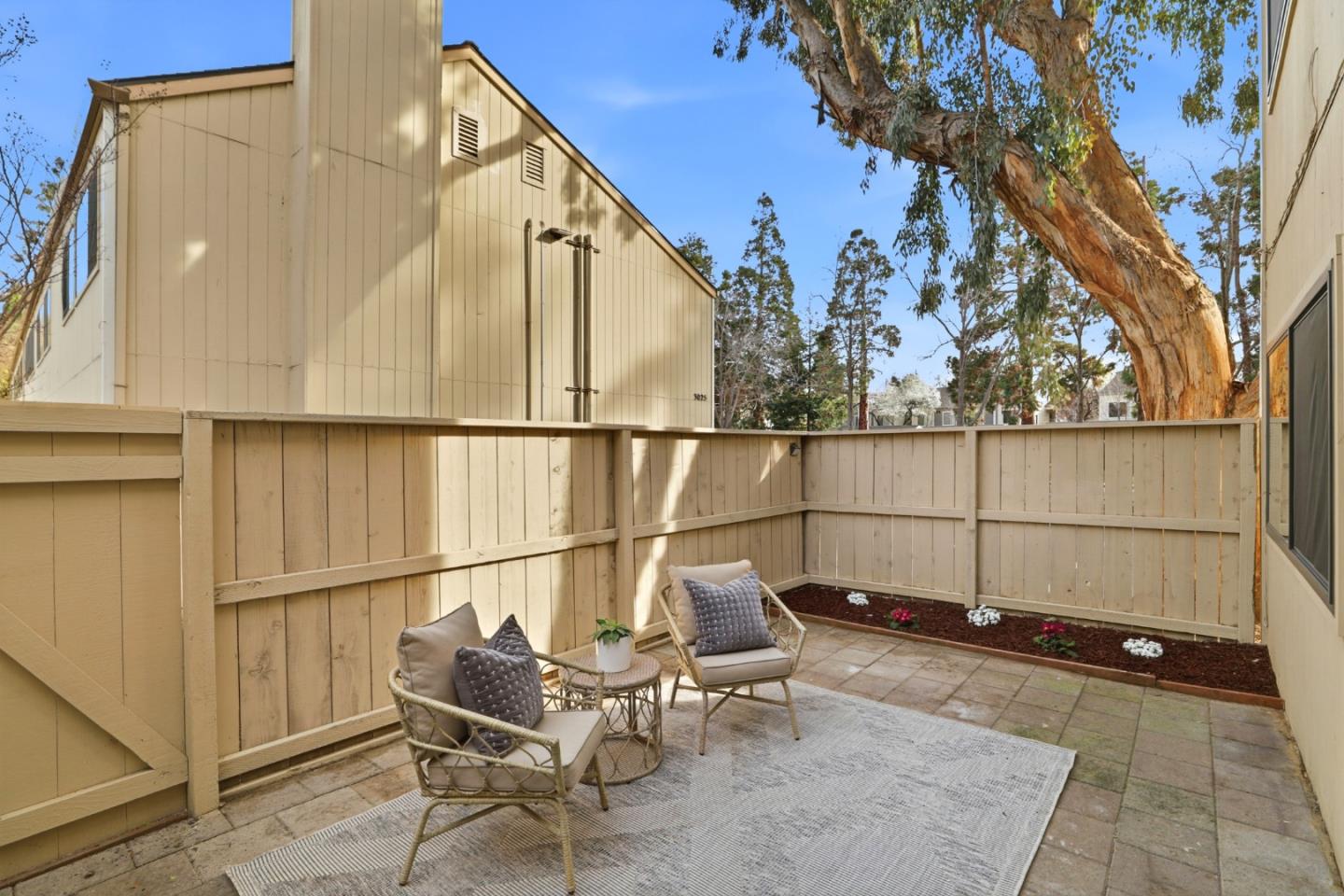 Detail Gallery Image 26 of 67 For 3027 Kaiser Dr #D,  Santa Clara,  CA 95051 - 3 Beds | 2/1 Baths