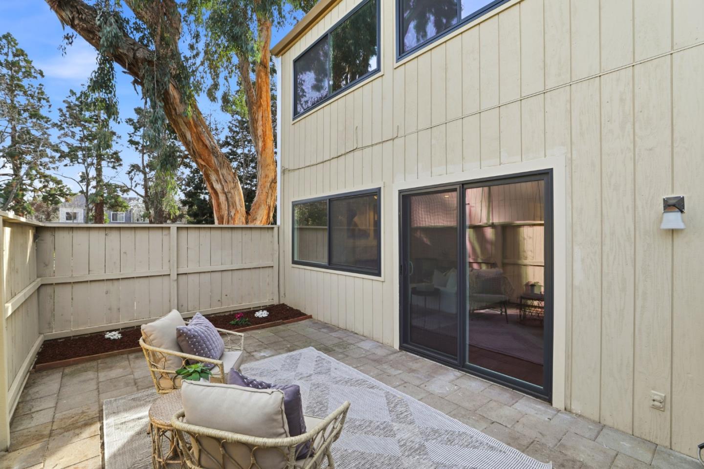 Detail Gallery Image 27 of 67 For 3027 Kaiser Dr #D,  Santa Clara,  CA 95051 - 3 Beds | 2/1 Baths