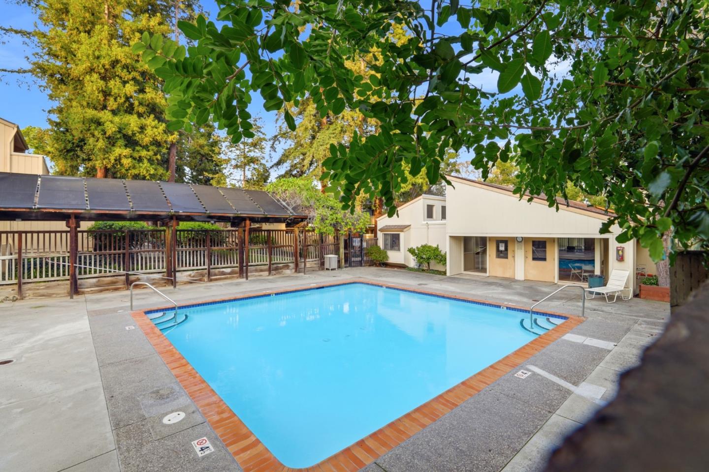 Detail Gallery Image 41 of 67 For 3027 Kaiser Dr #D,  Santa Clara,  CA 95051 - 3 Beds | 2/1 Baths