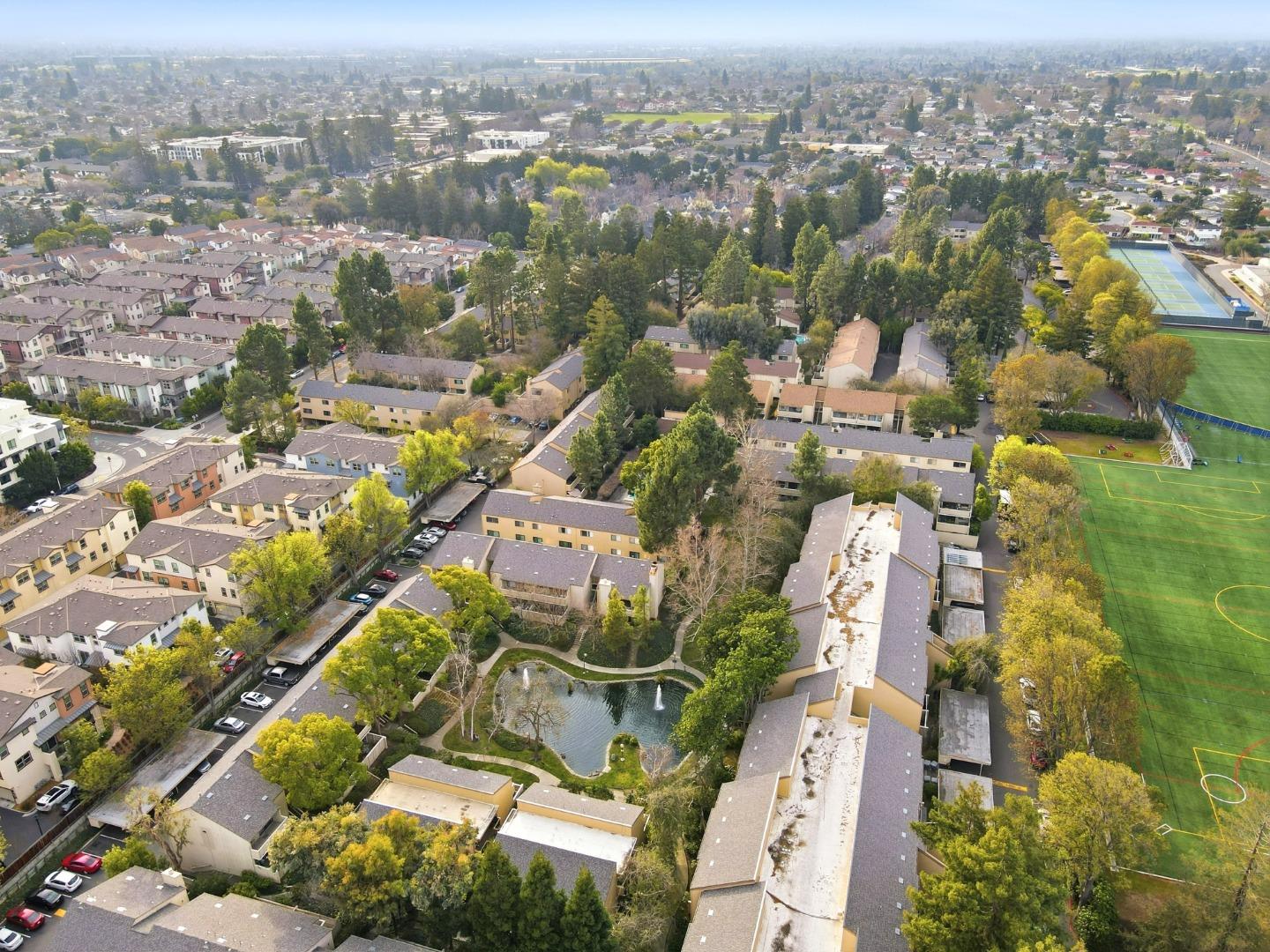 Detail Gallery Image 52 of 67 For 3027 Kaiser Dr #D,  Santa Clara,  CA 95051 - 3 Beds | 2/1 Baths