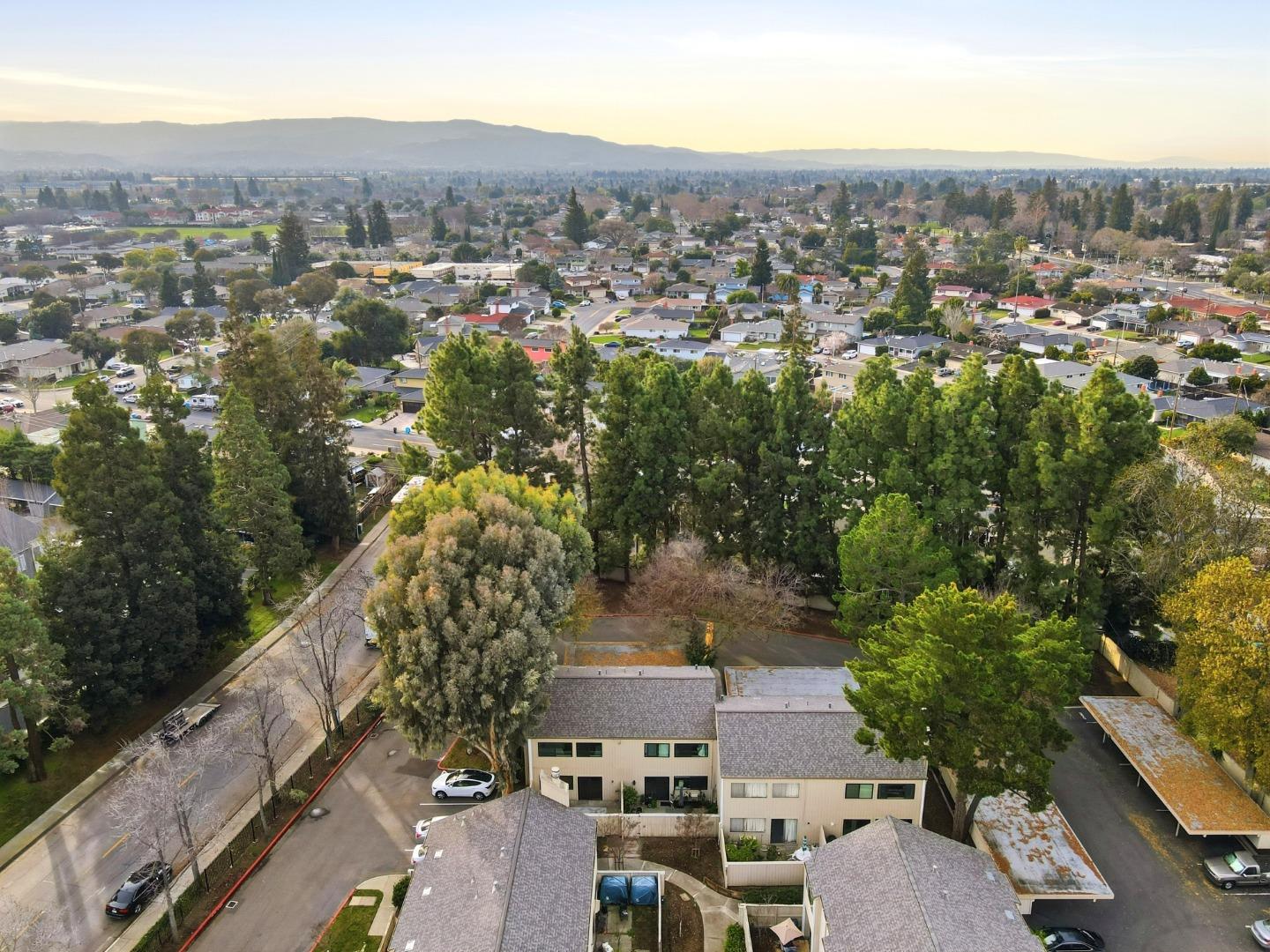 Detail Gallery Image 64 of 67 For 3027 Kaiser Dr #D,  Santa Clara,  CA 95051 - 3 Beds | 2/1 Baths