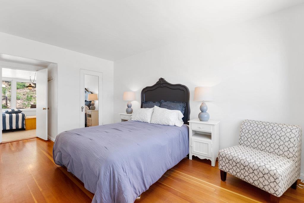 Detail Gallery Image 19 of 39 For 325 Beach Dr, Aptos,  CA 95003 - 4 Beds | 2/1 Baths