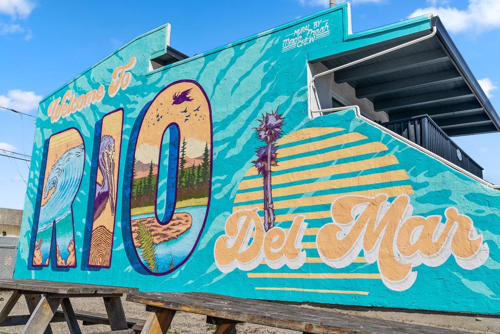 Detail Gallery Image 34 of 39 For 325 Beach Dr, Aptos,  CA 95003 - 4 Beds | 2/1 Baths