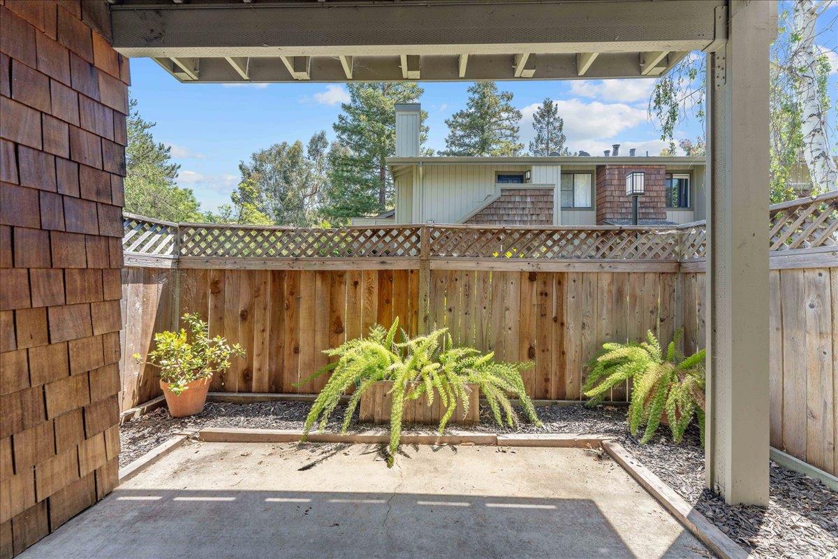 Detail Gallery Image 32 of 40 For 2004 La Terrace Cir, San Jose,  CA 95123 - 1 Beds | 1 Baths