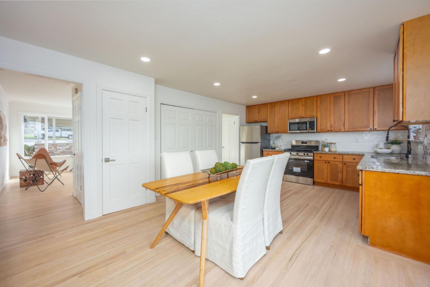 Detail Gallery Image 11 of 57 For 249 Sevilla Ave, El Granada,  CA 94018 - 4 Beds | 2 Baths