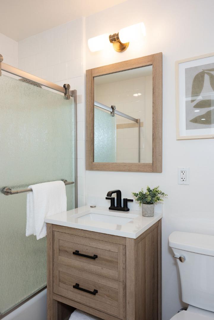 Detail Gallery Image 25 of 57 For 249 Sevilla Ave, El Granada,  CA 94018 - 4 Beds | 2 Baths