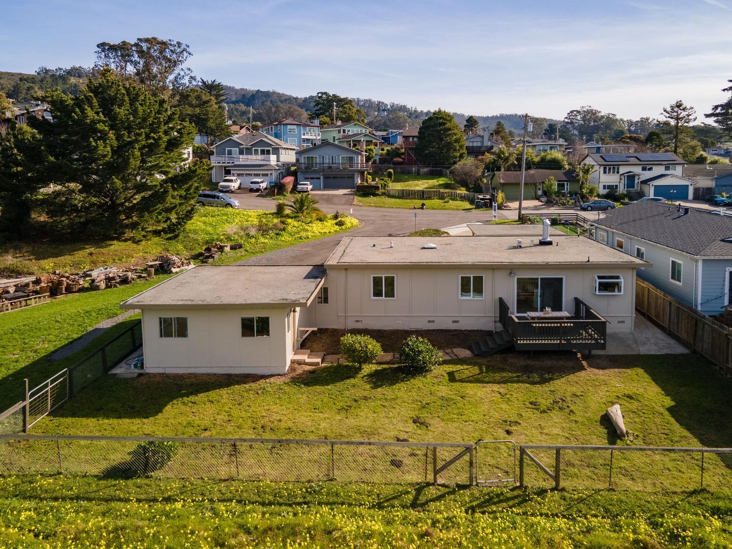 Detail Gallery Image 44 of 57 For 249 Sevilla Ave, El Granada,  CA 94018 - 4 Beds | 2 Baths