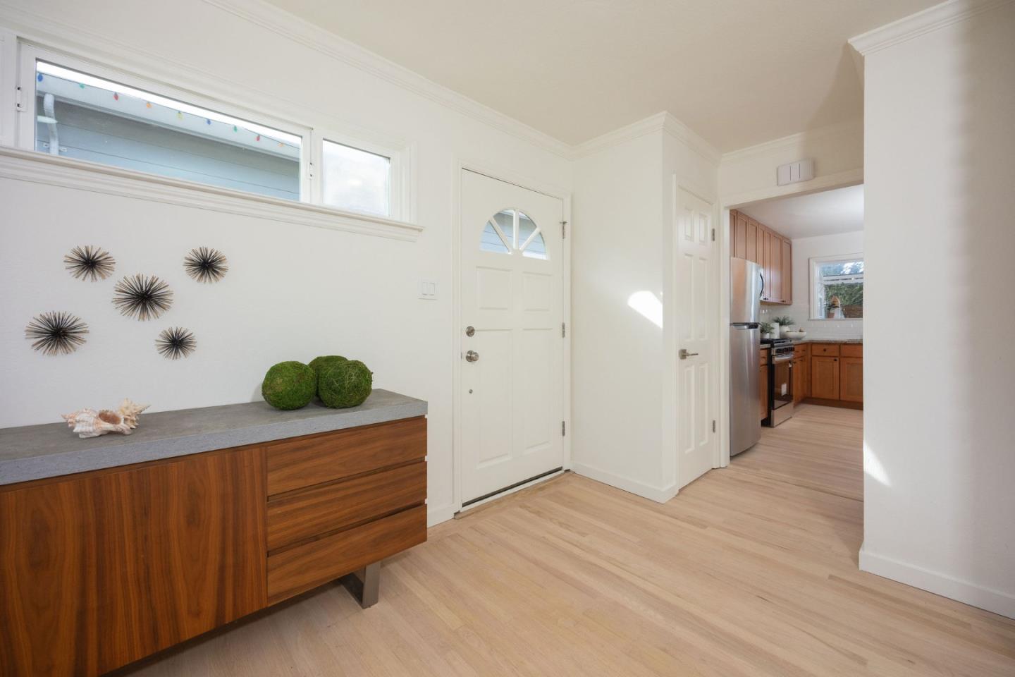 Detail Gallery Image 9 of 57 For 249 Sevilla Ave, El Granada,  CA 94018 - 4 Beds | 2 Baths