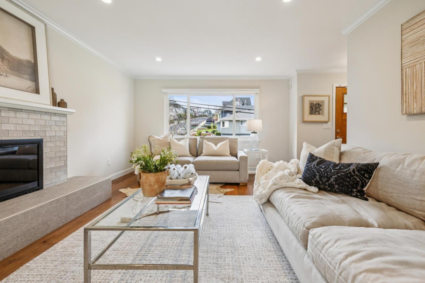 Detail Gallery Image 14 of 98 For 180 Madison Ave, San Bruno,  CA 94066 - 4 Beds | 3 Baths