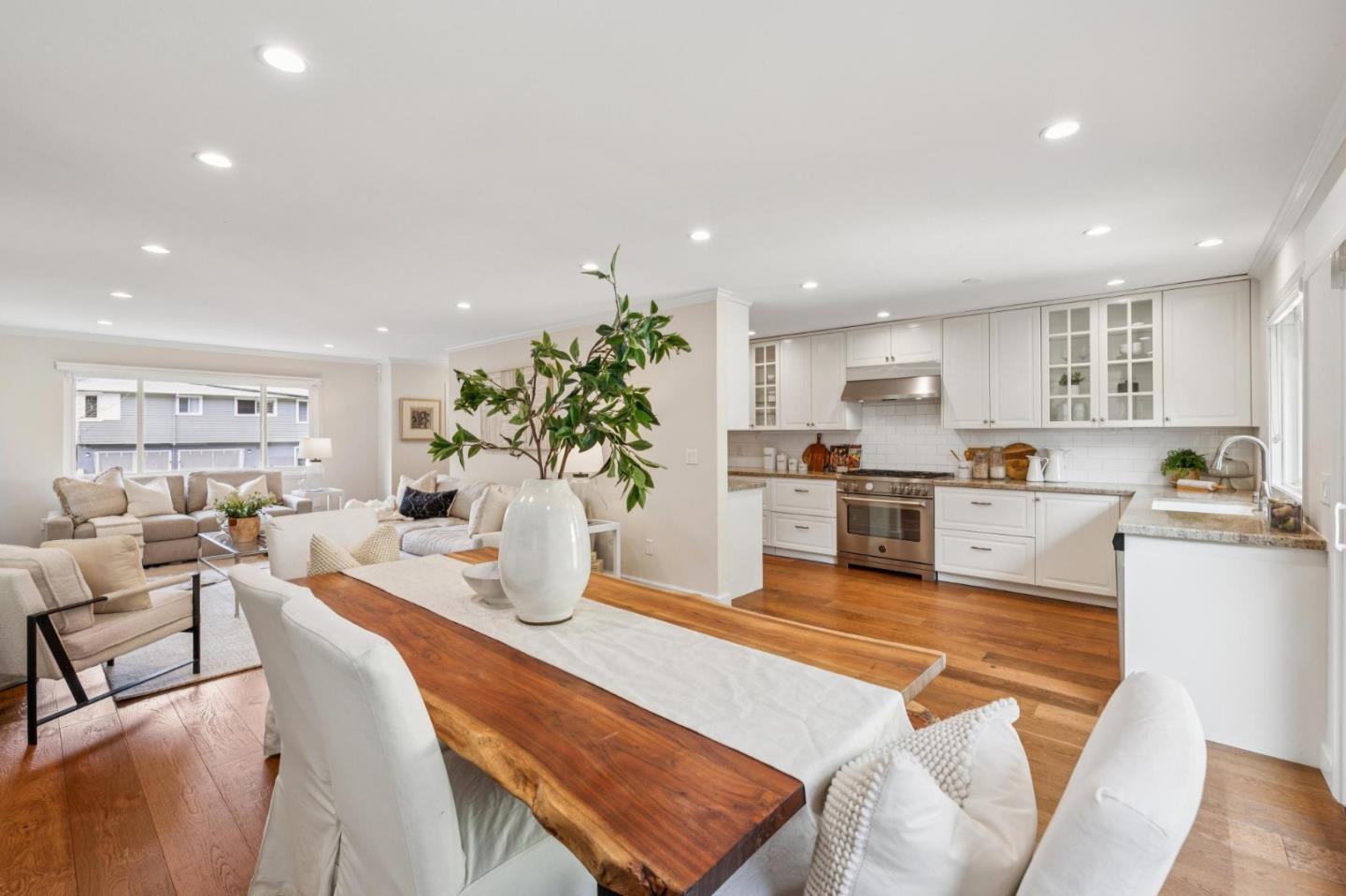 Detail Gallery Image 22 of 98 For 180 Madison Ave, San Bruno,  CA 94066 - 4 Beds | 3 Baths