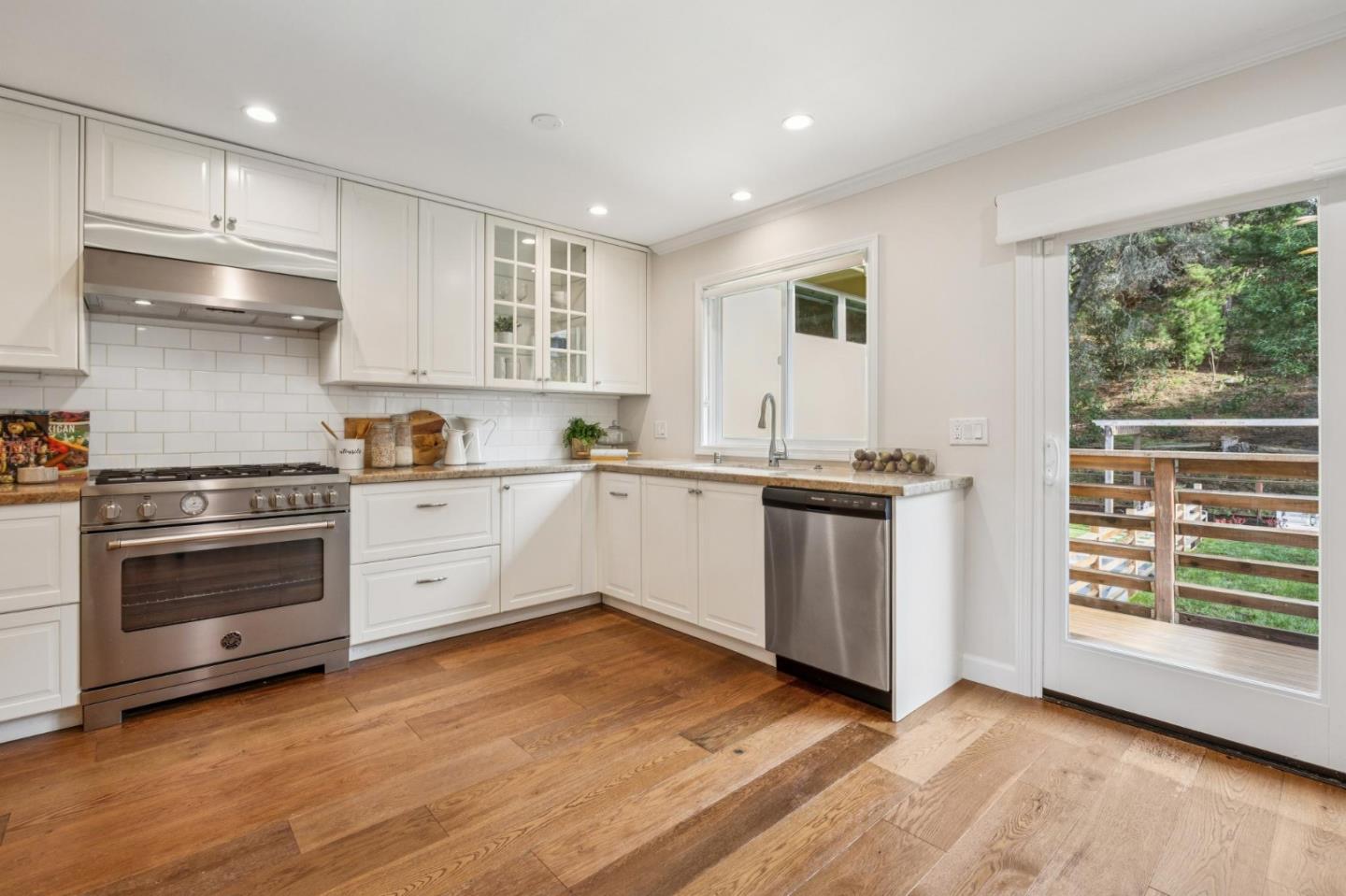 Detail Gallery Image 24 of 98 For 180 Madison Ave, San Bruno,  CA 94066 - 4 Beds | 3 Baths