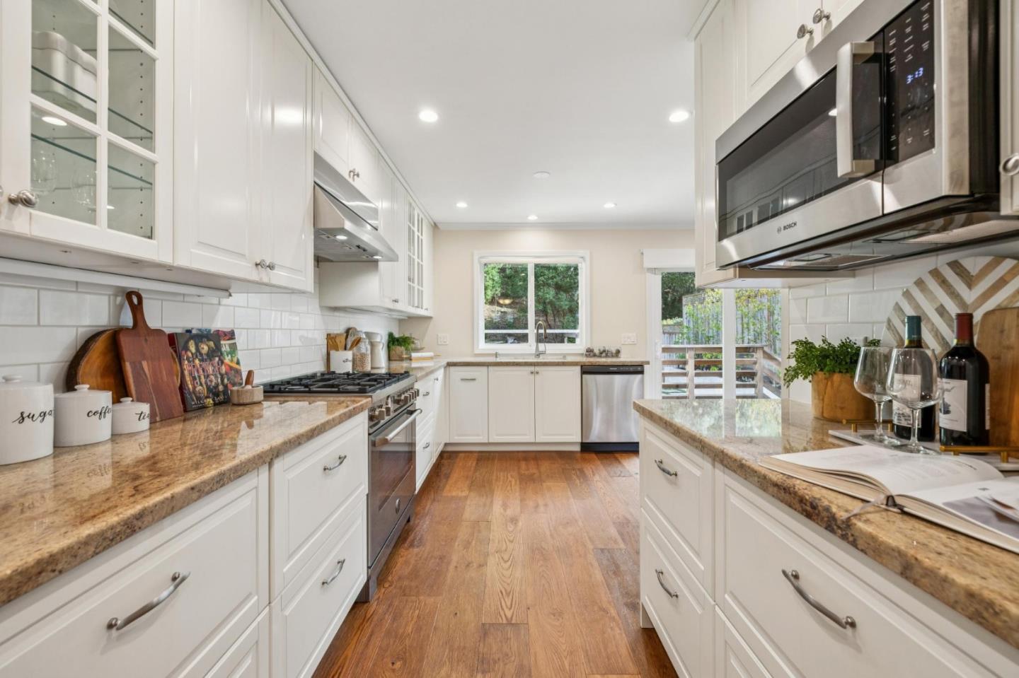 Detail Gallery Image 26 of 98 For 180 Madison Ave, San Bruno,  CA 94066 - 4 Beds | 3 Baths