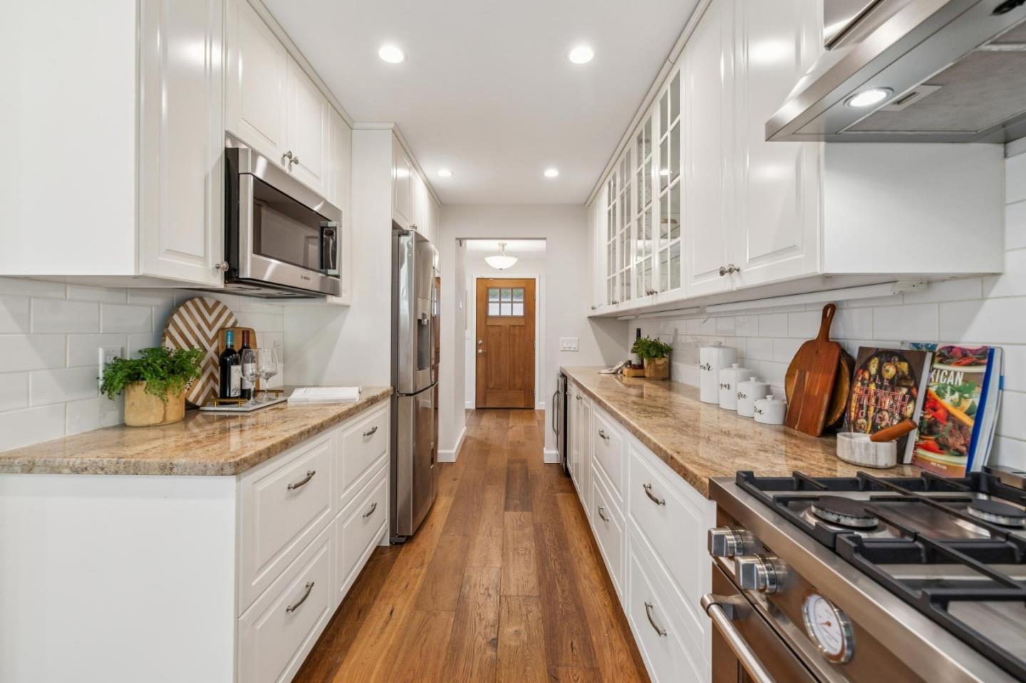 Detail Gallery Image 30 of 98 For 180 Madison Ave, San Bruno,  CA 94066 - 4 Beds | 3 Baths