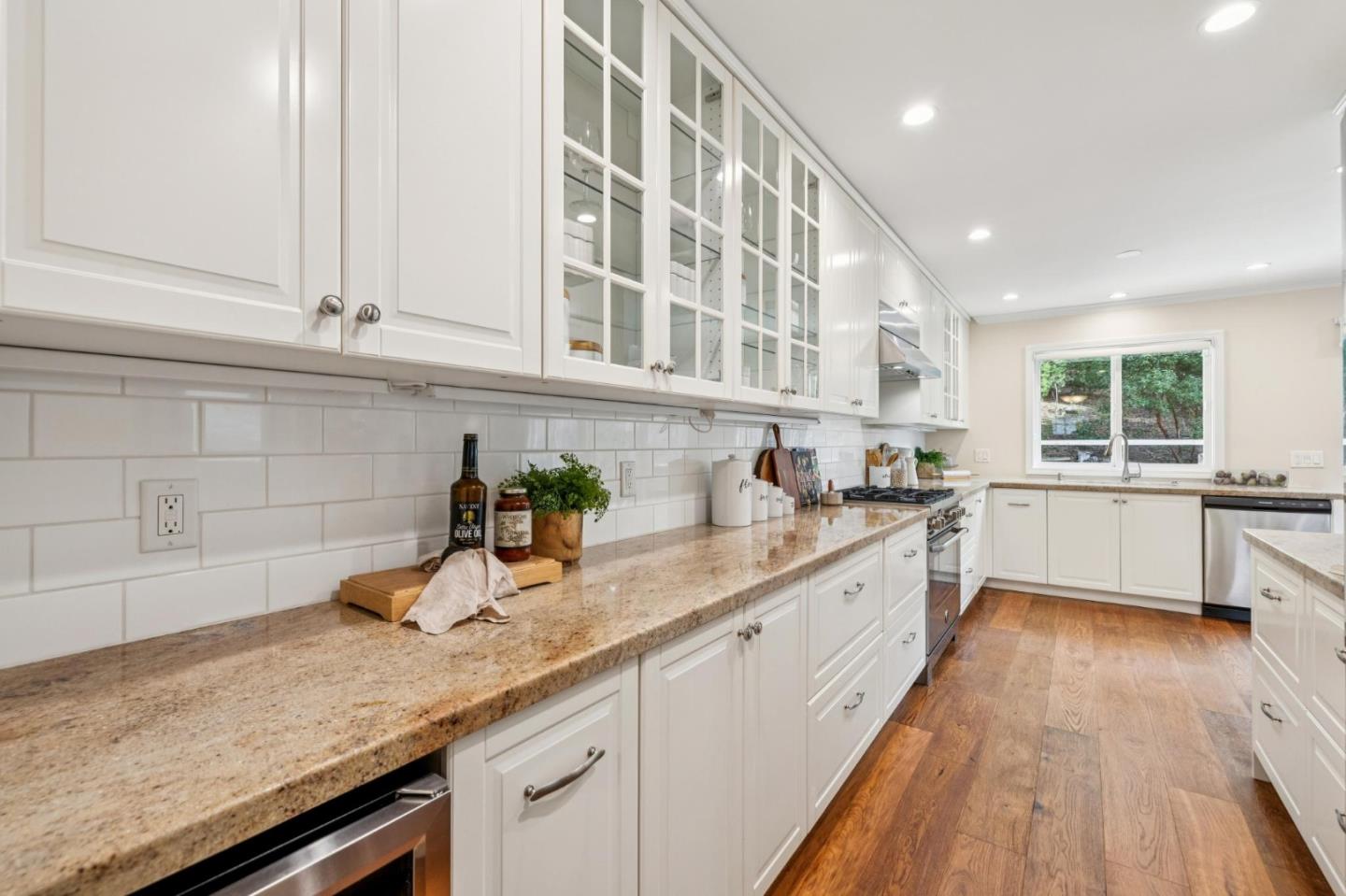 Detail Gallery Image 31 of 98 For 180 Madison Ave, San Bruno,  CA 94066 - 4 Beds | 3 Baths