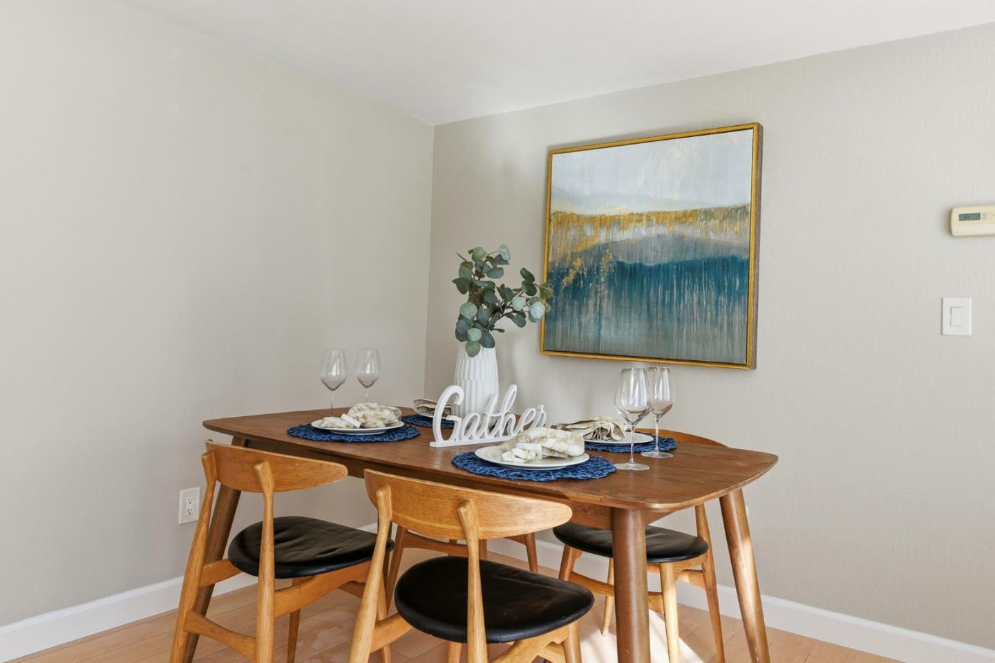 Detail Gallery Image 10 of 35 For 1116 Strayer Dr, San Jose,  CA 95129 - 2 Beds | 2 Baths