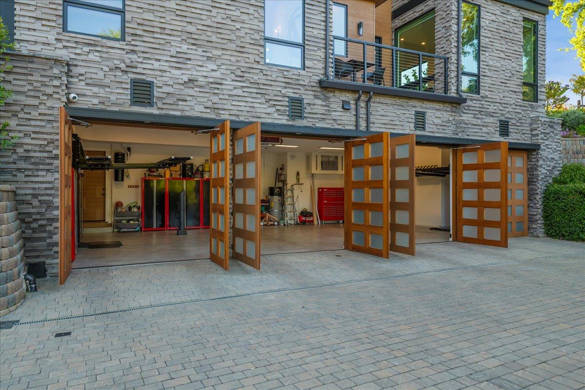 Detail Gallery Image 104 of 200 For 20078 Goetting Ct, Saratoga,  CA 95070 - 6 Beds | 7/4 Baths