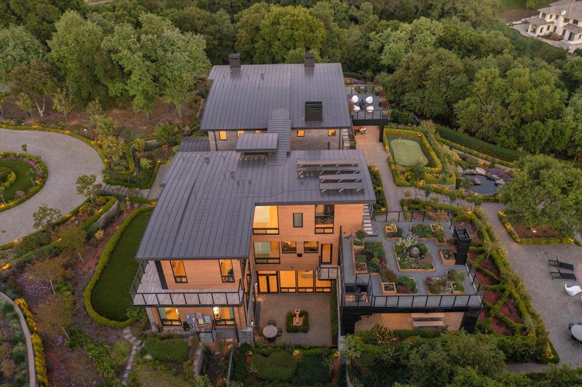 Detail Gallery Image 113 of 200 For 20078 Goetting Ct, Saratoga,  CA 95070 - 6 Beds | 7/4 Baths