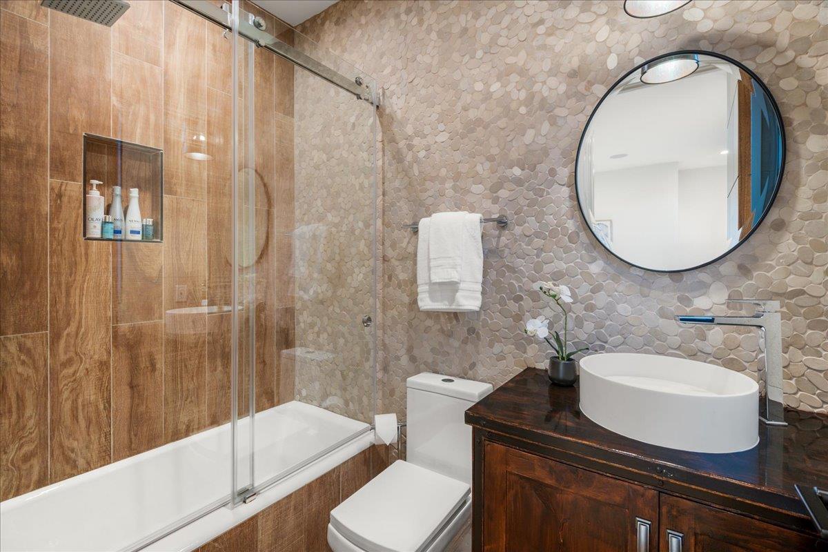 Detail Gallery Image 125 of 200 For 20078 Goetting Ct, Saratoga,  CA 95070 - 6 Beds | 7/4 Baths