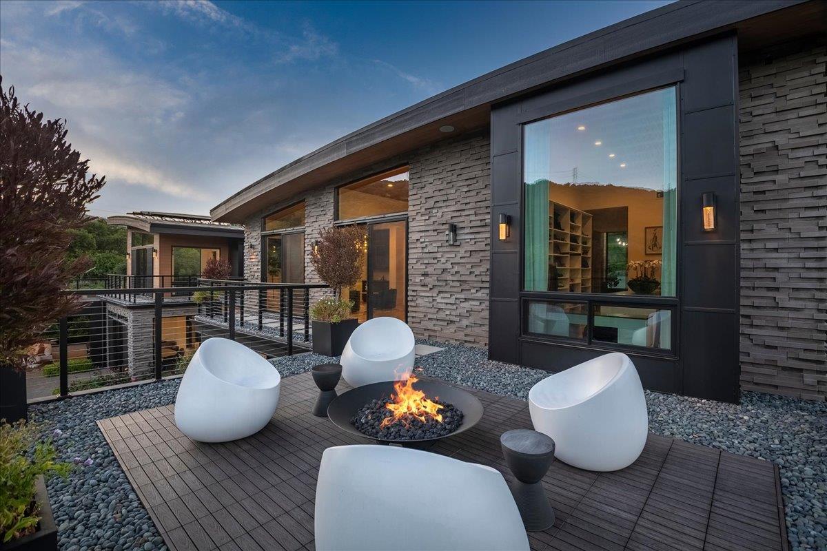 Detail Gallery Image 139 of 200 For 20078 Goetting Ct, Saratoga,  CA 95070 - 6 Beds | 7/4 Baths