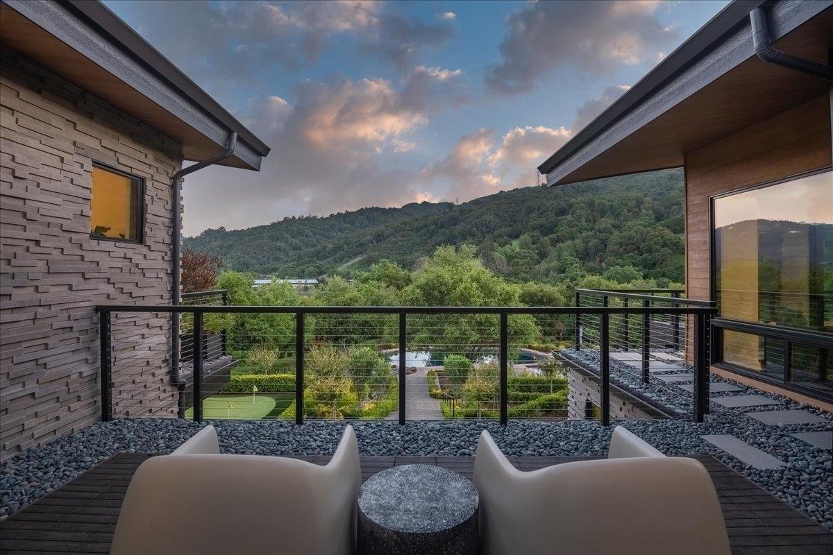 Detail Gallery Image 141 of 200 For 20078 Goetting Ct, Saratoga,  CA 95070 - 6 Beds | 7/4 Baths