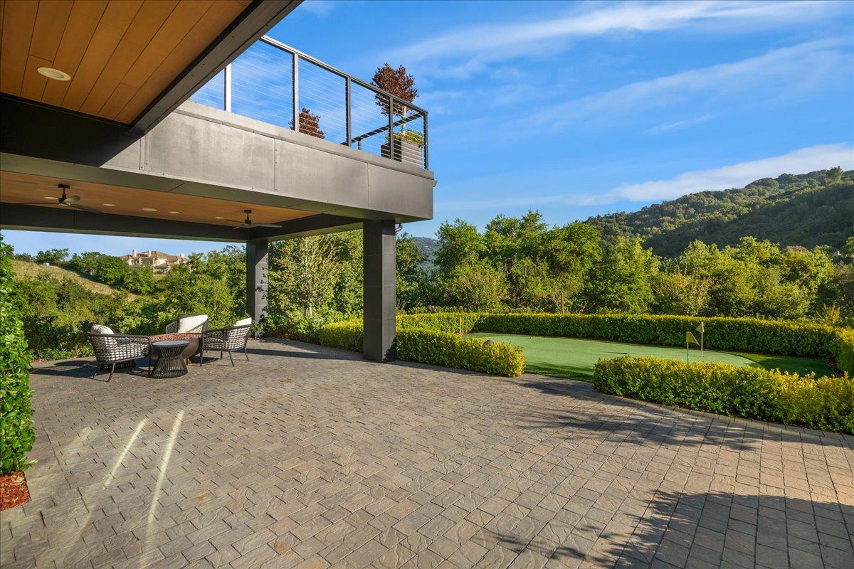 Detail Gallery Image 155 of 200 For 20078 Goetting Ct, Saratoga,  CA 95070 - 6 Beds | 7/4 Baths