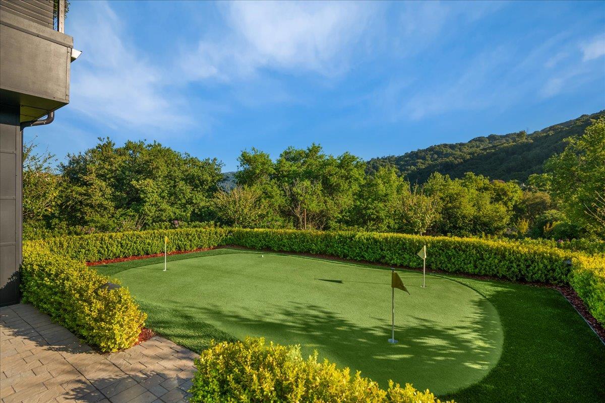 Detail Gallery Image 156 of 200 For 20078 Goetting Ct, Saratoga,  CA 95070 - 6 Beds | 7/4 Baths