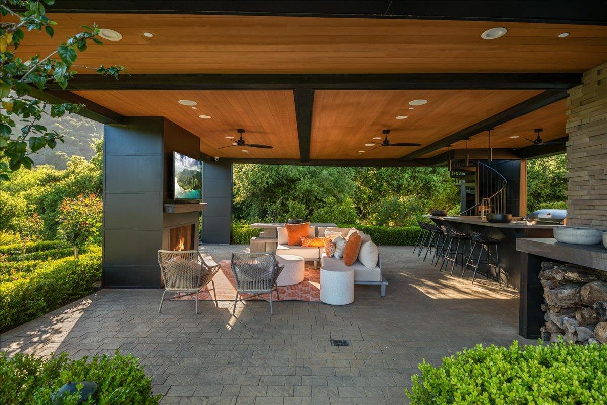 Detail Gallery Image 158 of 200 For 20078 Goetting Ct, Saratoga,  CA 95070 - 6 Beds | 7/4 Baths