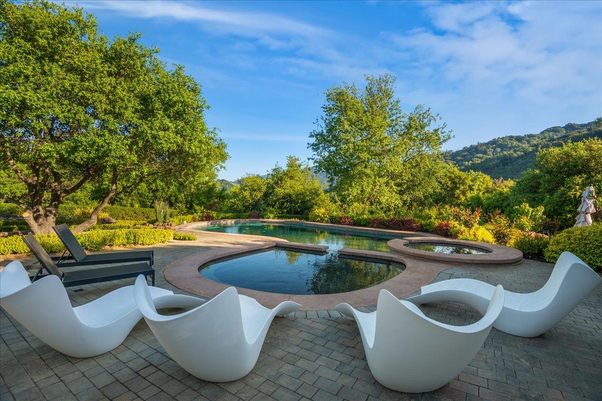 Detail Gallery Image 167 of 200 For 20078 Goetting Ct, Saratoga,  CA 95070 - 6 Beds | 7/4 Baths