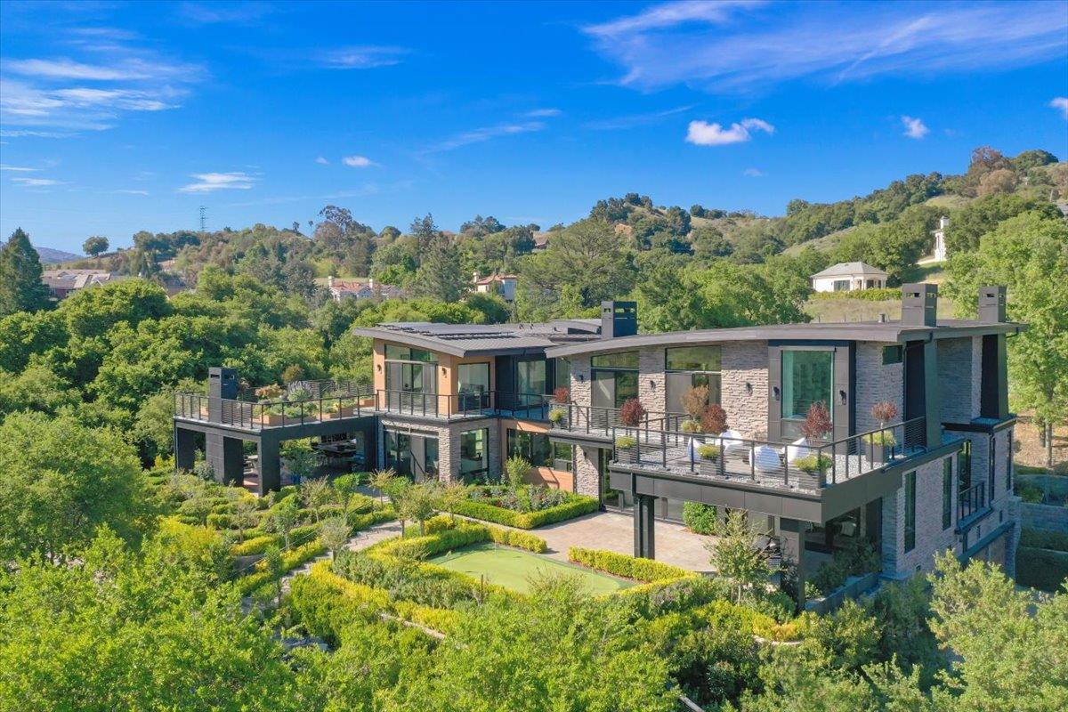 Detail Gallery Image 188 of 200 For 20078 Goetting Ct, Saratoga,  CA 95070 - 6 Beds | 7/4 Baths