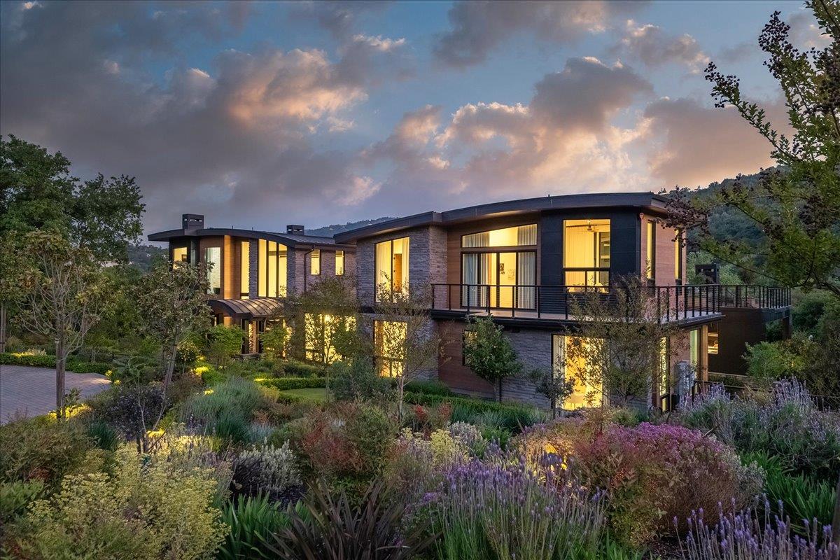 Detail Gallery Image 31 of 200 For 20078 Goetting Ct, Saratoga,  CA 95070 - 6 Beds | 7/4 Baths