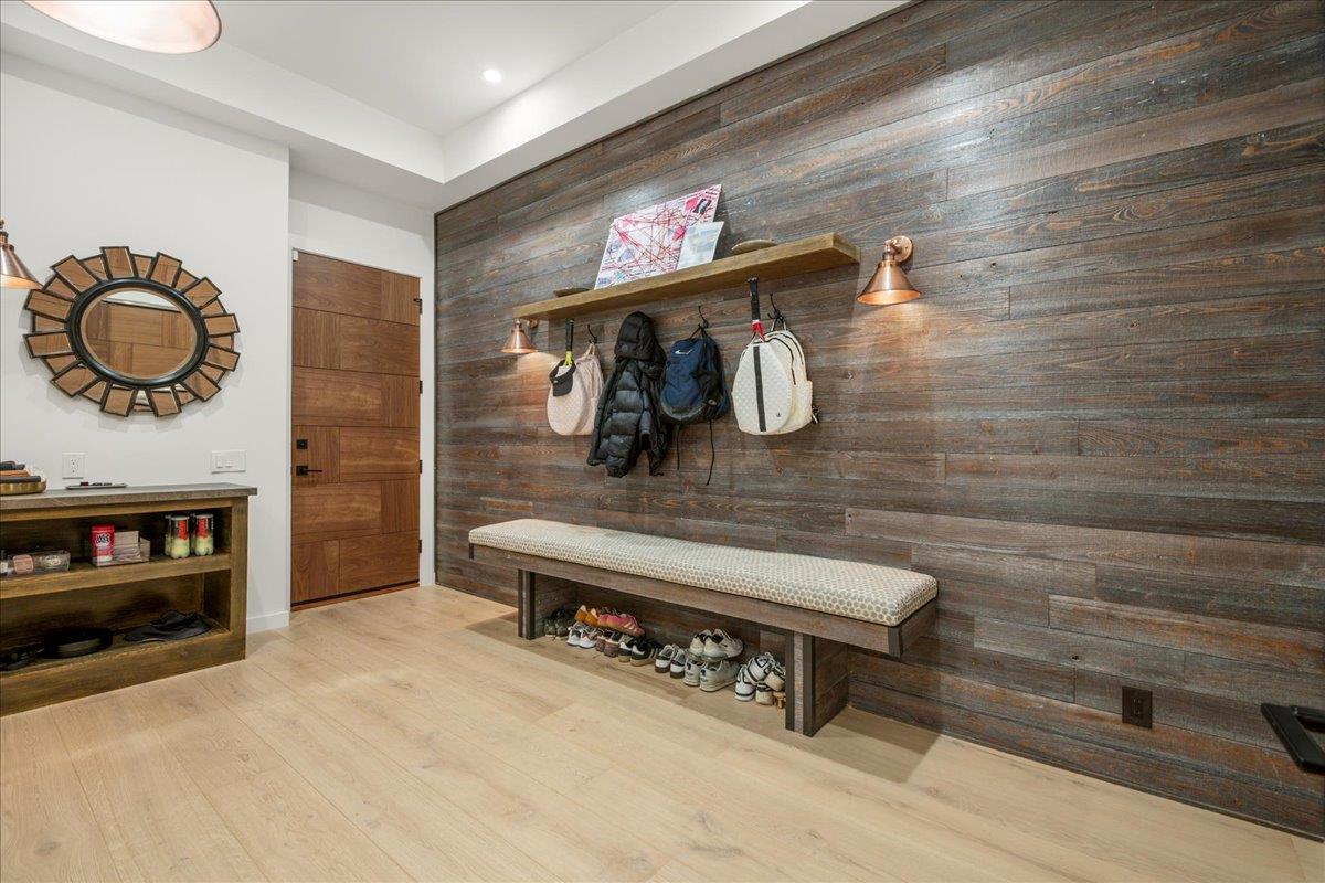 Detail Gallery Image 99 of 200 For 20078 Goetting Ct, Saratoga,  CA 95070 - 6 Beds | 7/4 Baths