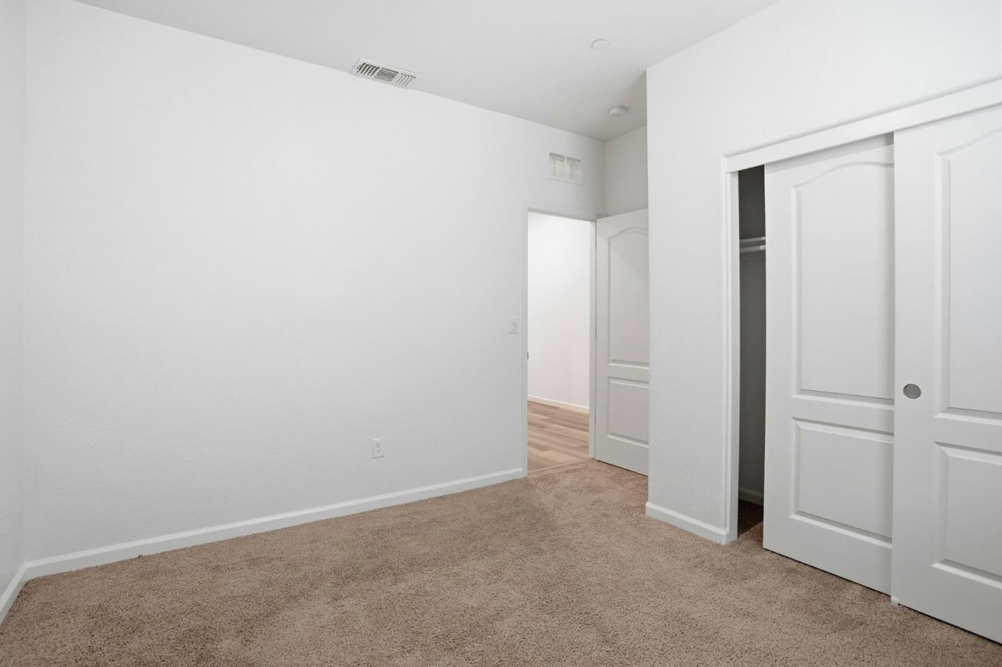 Detail Gallery Image 10 of 22 For 5717 Harcrest Dr, Linda,  CA 95901 - 3 Beds | 2 Baths