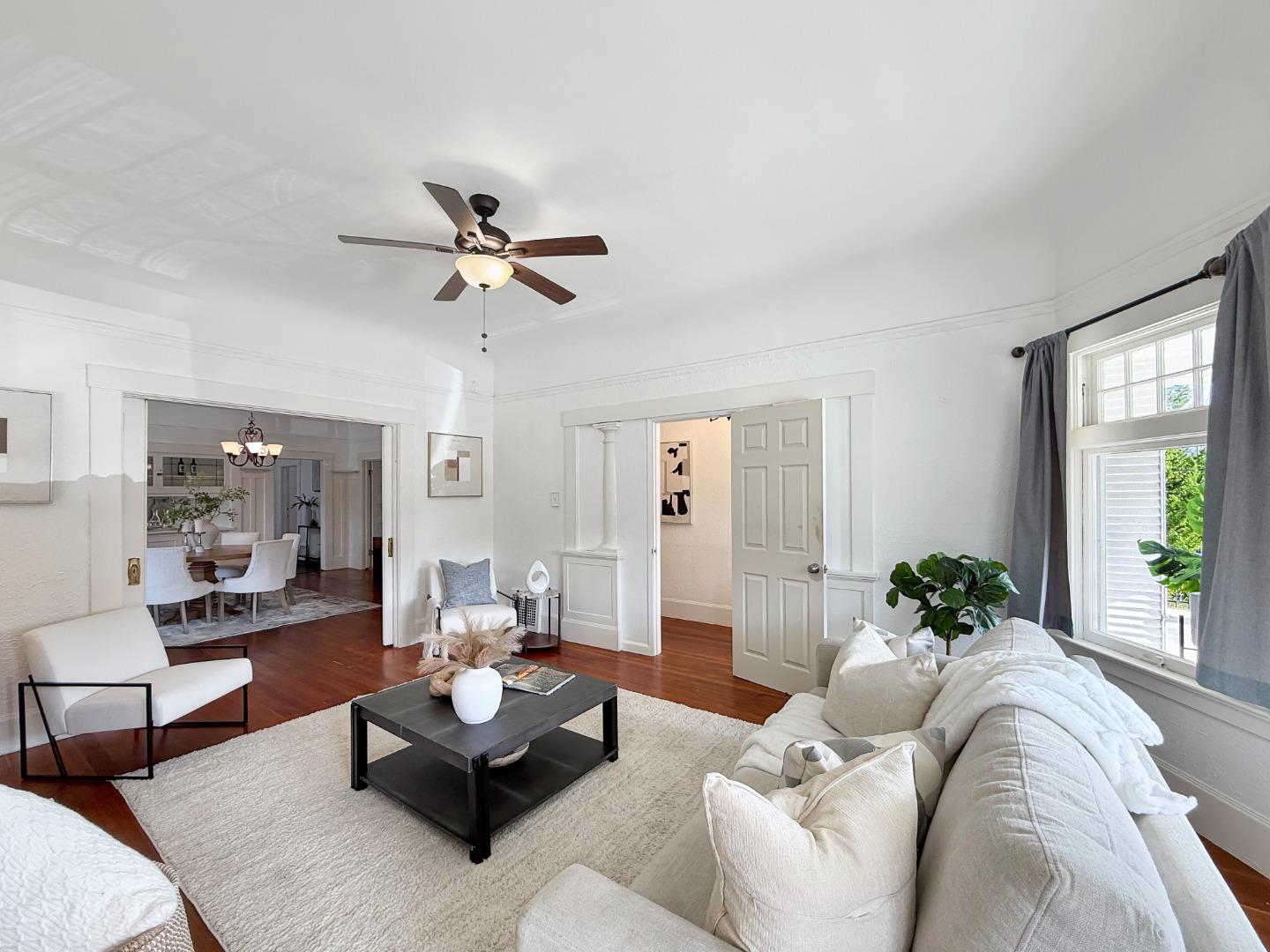 Detail Gallery Image 11 of 61 For 305 E Empire St, San Jose,  CA 95112 - 4 Beds | 2 Baths