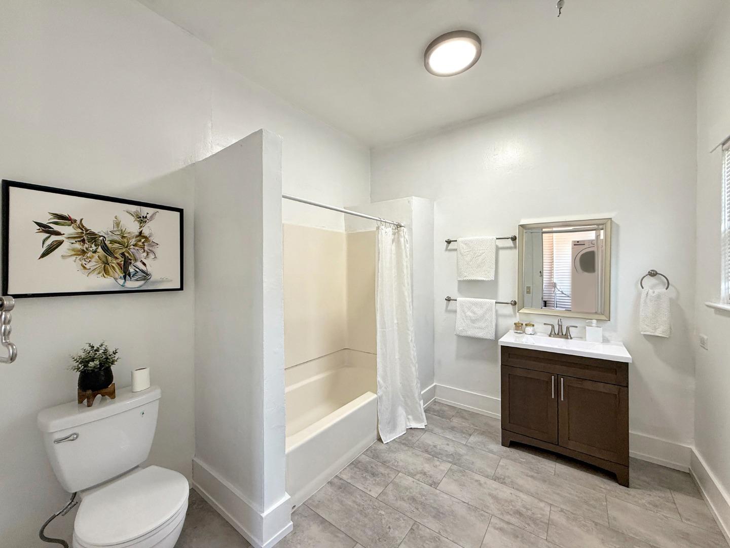 Detail Gallery Image 35 of 61 For 305 E Empire St, San Jose,  CA 95112 - 4 Beds | 2 Baths