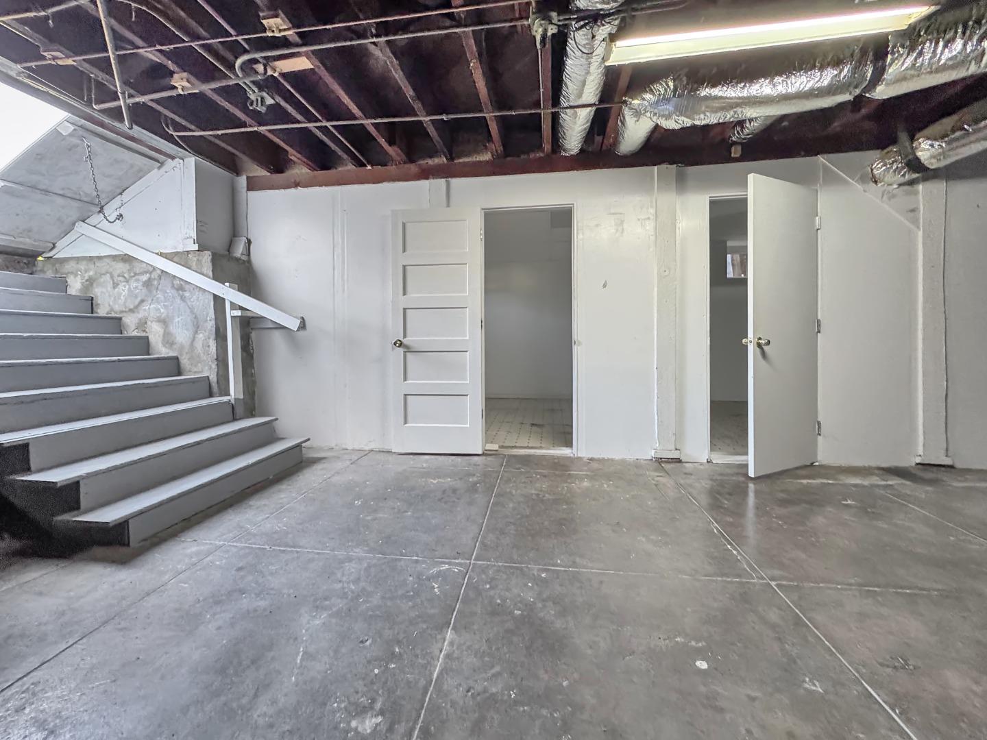 Detail Gallery Image 40 of 61 For 305 E Empire St, San Jose,  CA 95112 - 4 Beds | 2 Baths