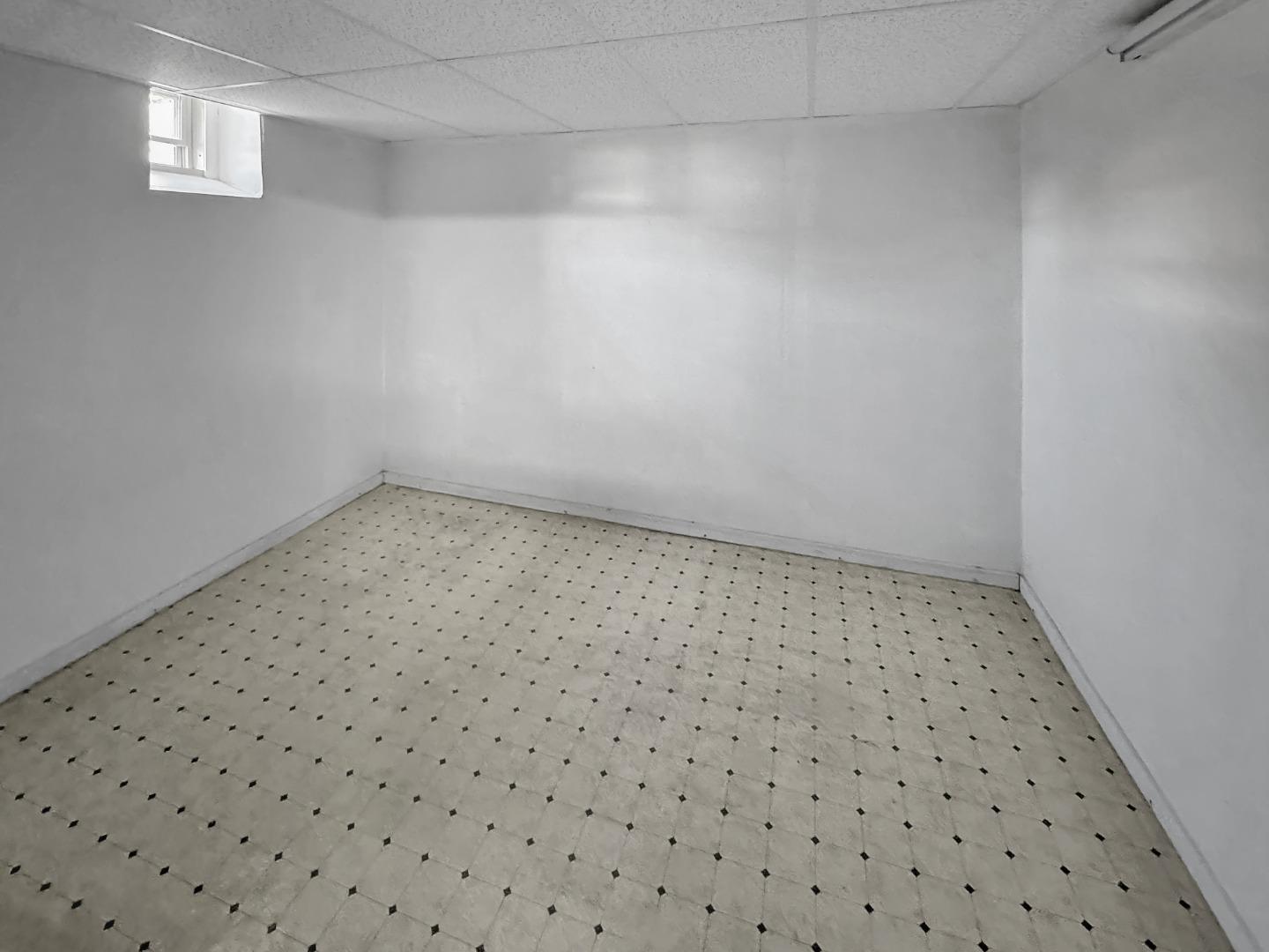 Detail Gallery Image 41 of 61 For 305 E Empire St, San Jose,  CA 95112 - 4 Beds | 2 Baths